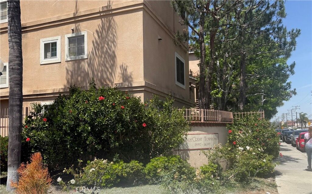 Property Photo:  14053 Lemoli  CA 90250 