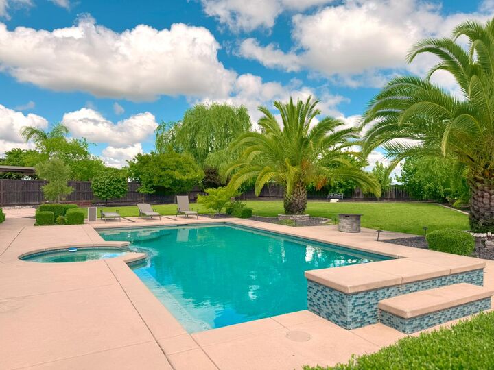 Property Photo:  4120 Ice House Way  CA 95747 
