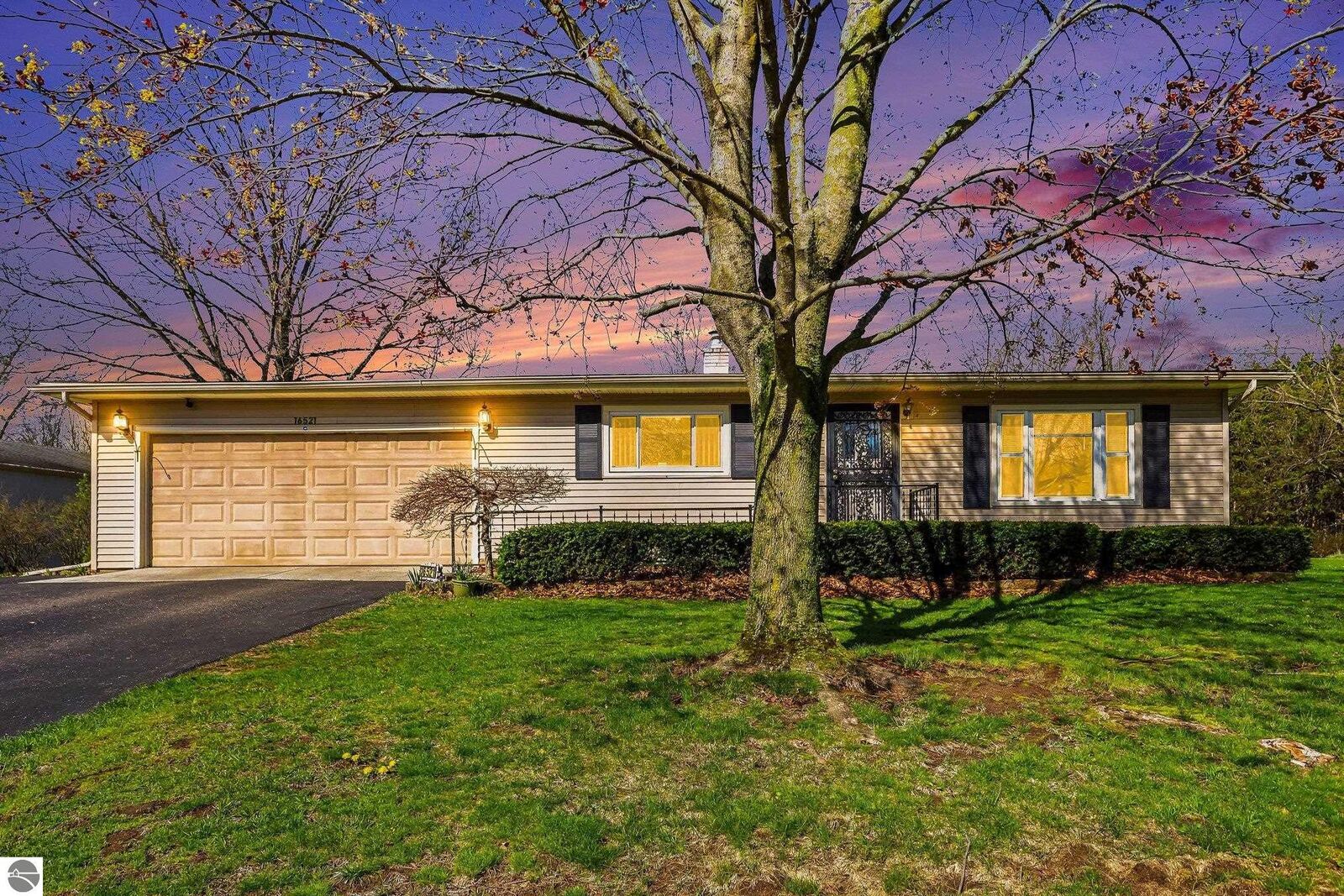 Property Photo:  16521 11 Mile Road  MI 49014 