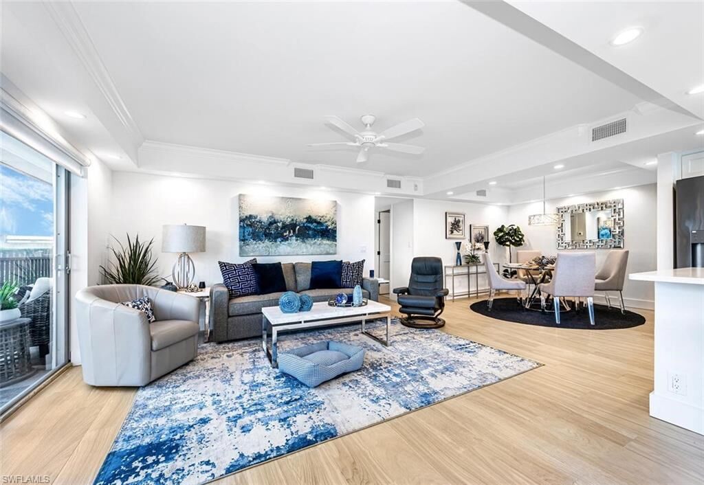 Property Photo:  2900 Gulf Shore Blvd N 116  FL 34103 