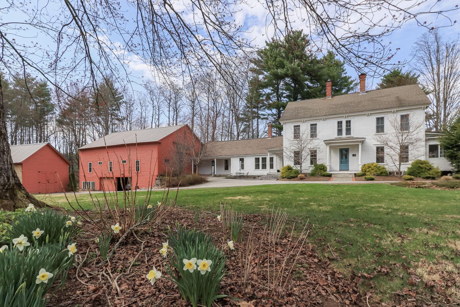 Property Photo:  228 Maple Street  NH 03229 