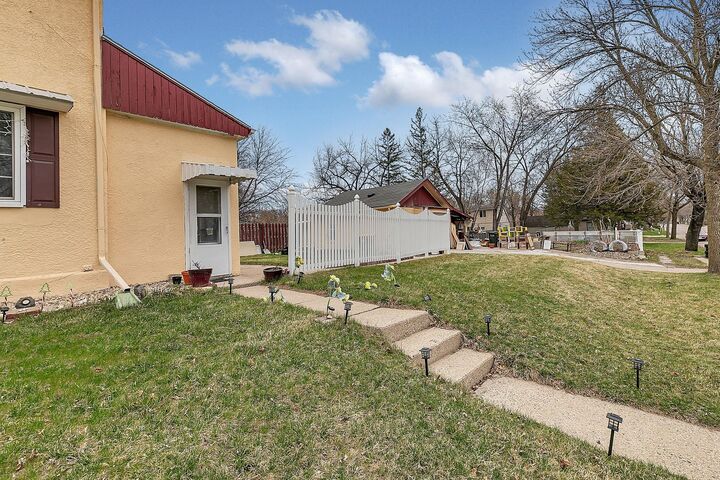 Property Photo:  525 13th Street SW  MN 56201 