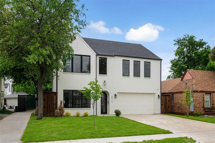 Property Photo:  2414 Grigsby Avenue  TX 75204 