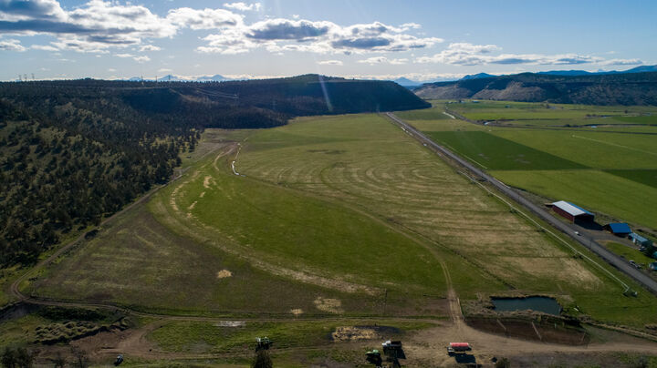 Property Photo:  1001 NW Oneil Highway 1001  OR 97754 