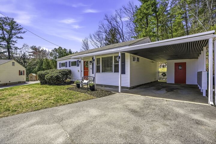 Property Photo:  18 Delray Gdns  MA 01588 