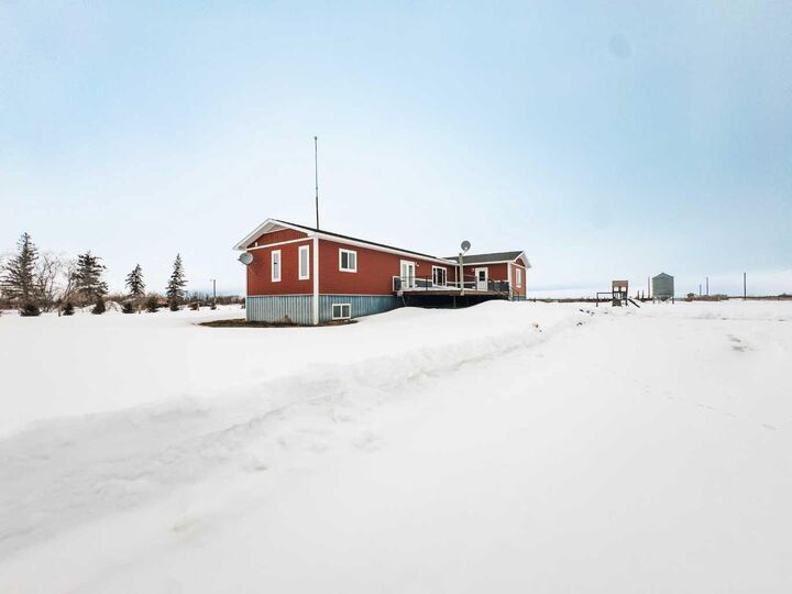 Property Photo: 14074 Township Road 1050 Township AB T0H 2H0