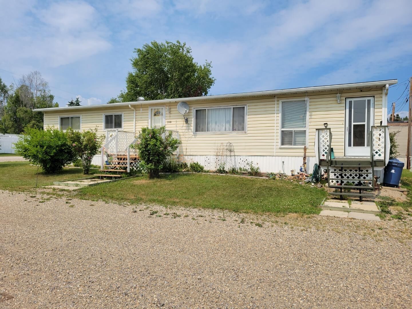 Property Photo: 6026 13 Avenue 108 AB T7E 1N6