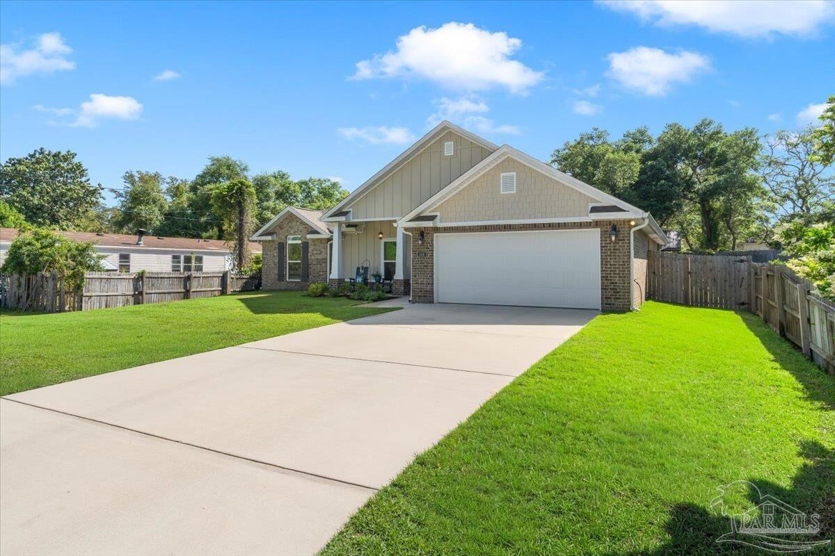 Property Photo:  1808 St Mary Dr  FL 32563 