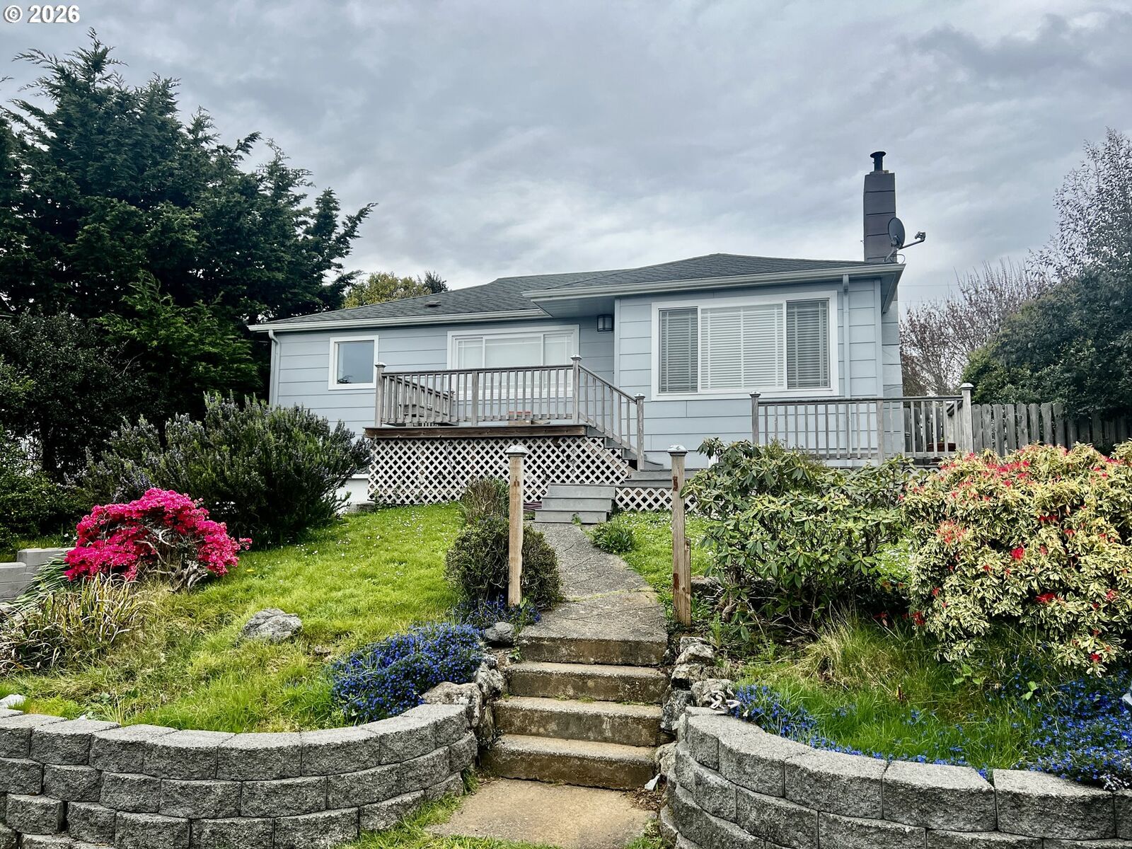 Property Photo:  94251 2nd St  OR 97444 
