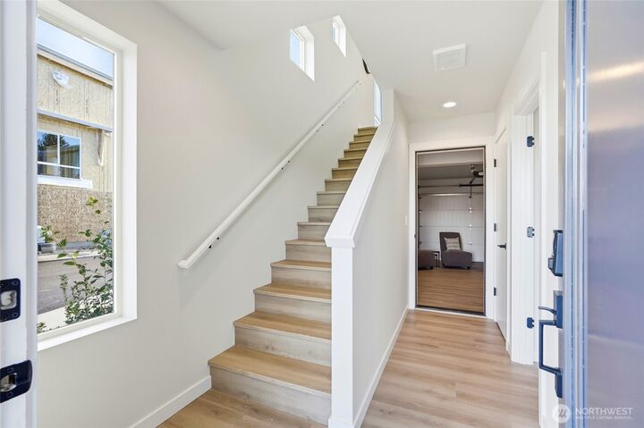 Property Photo:  222  124th Street SW E1  WA 98204 