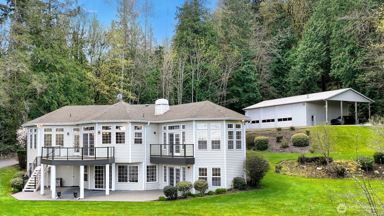 Property Photo:  2651  Lake Whatcom Boulevard  WA 98229 