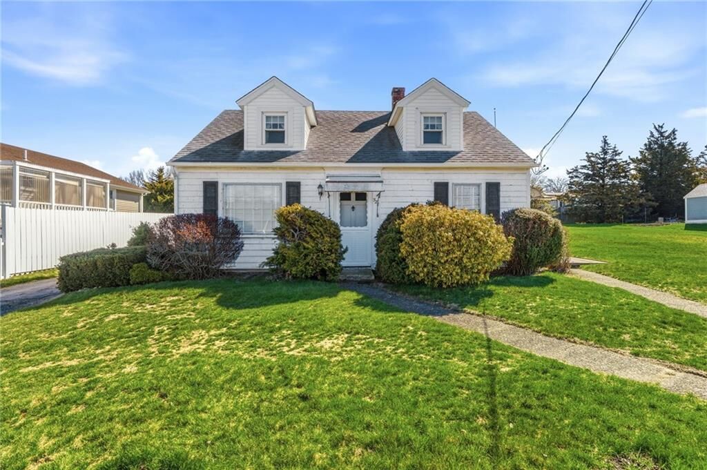 Property Photo:  528 Metacom Avenue  RI 02809 