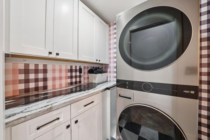 Property Photo:  215 Lauella Court  CA 94041 