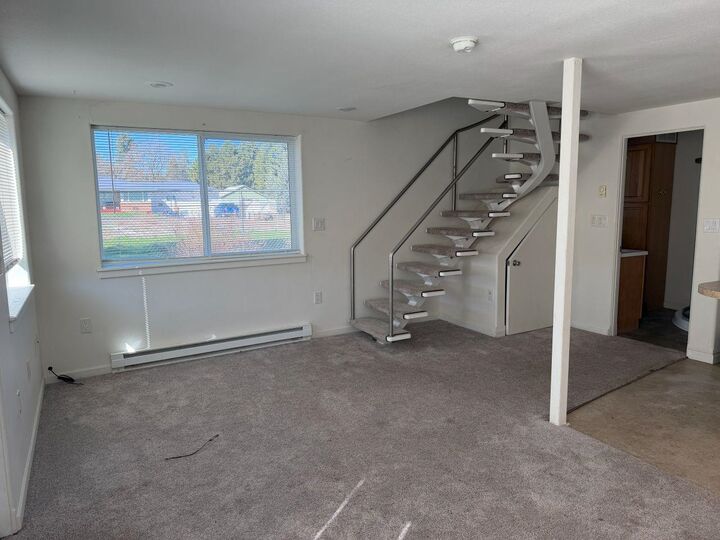 Property Photo:  206 W Pearl St  WA 99158 