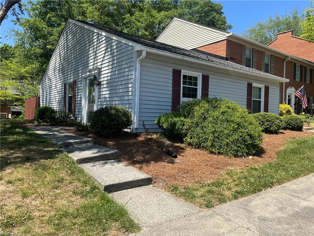 Property Photo: 3959 Valley Court A NC 27106