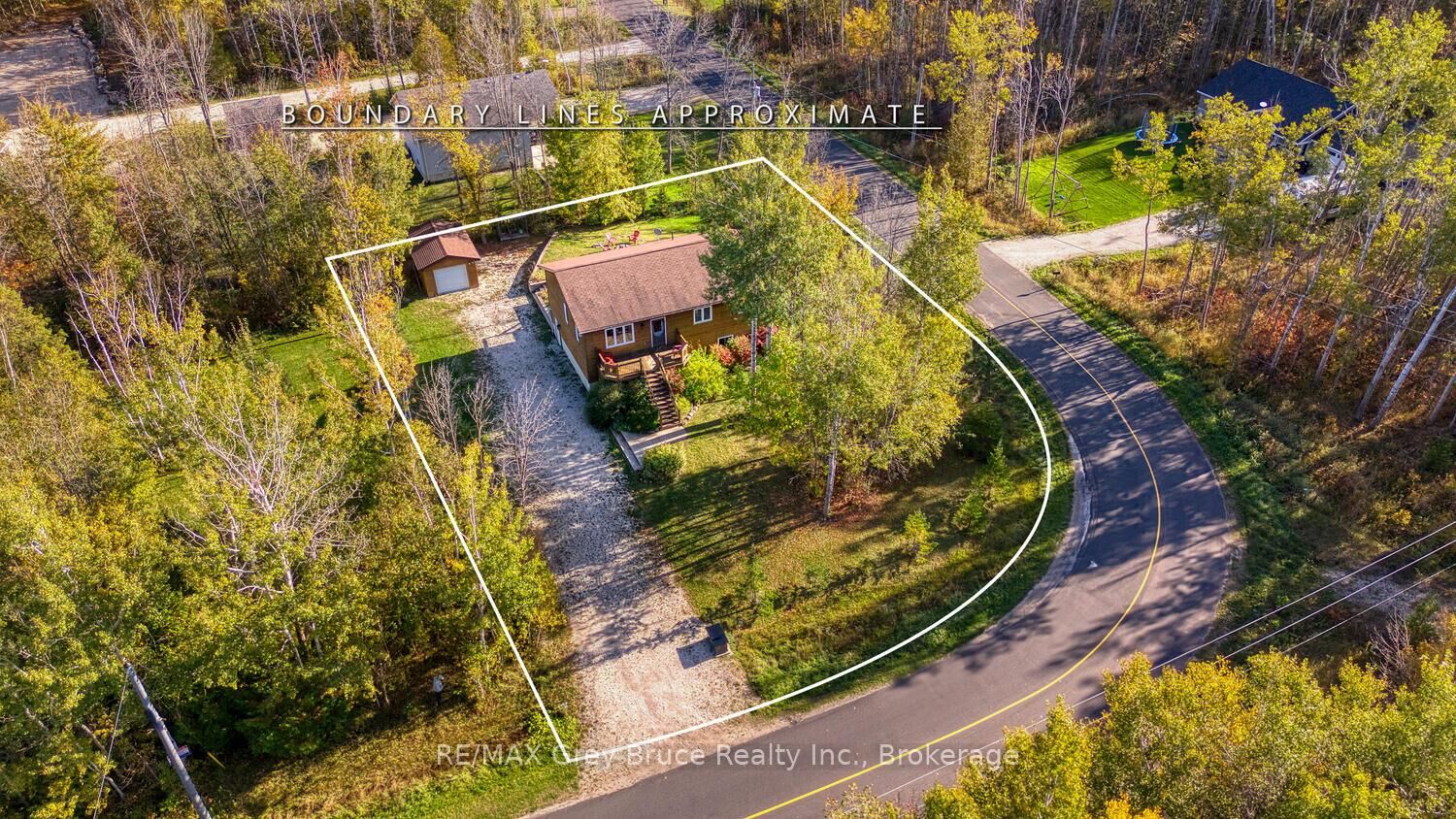 Property Photo: 104 Maple Drive ON N0H 1Z0