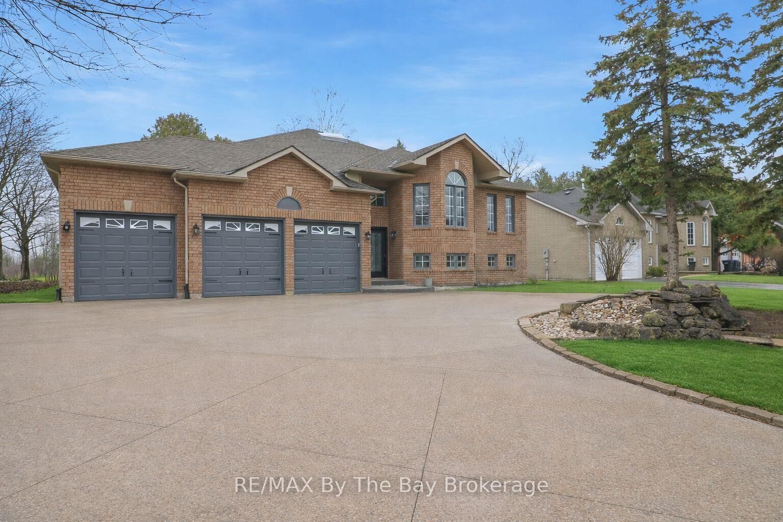 Property Photo: 70 Fairway Crescent ON L9Z 1B8
