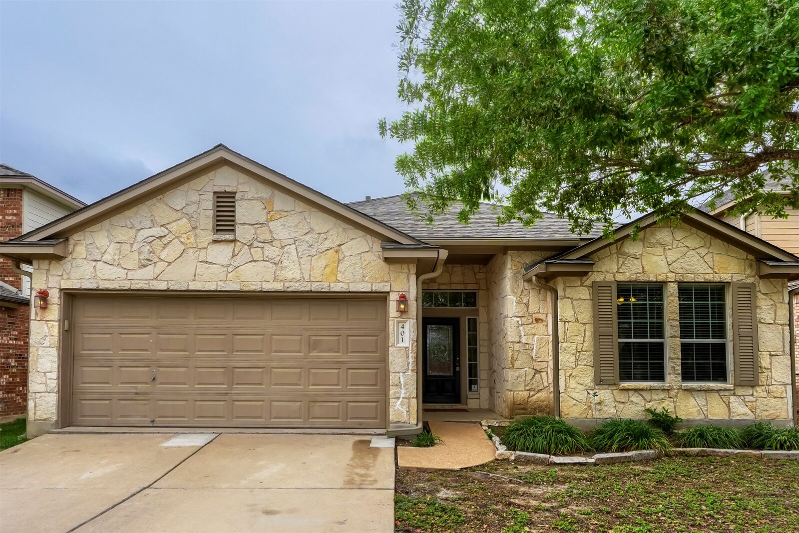 Property Photo:  401 Tranquility Mountain  TX 78610 
