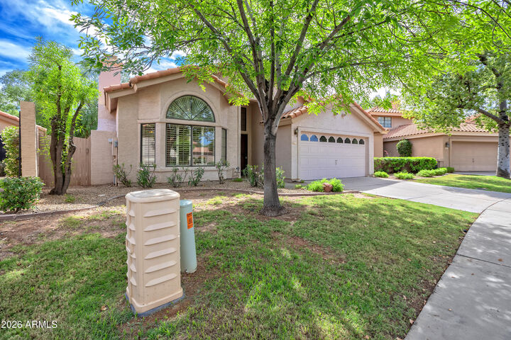 Property Photo: 57 E Ranch Road AZ 85284