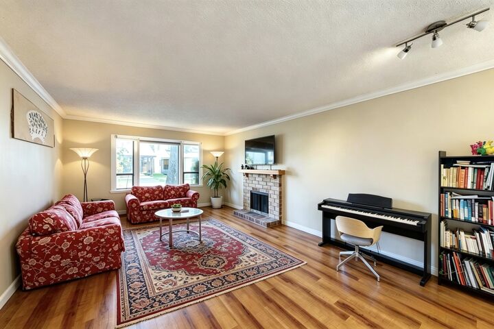 Property Photo: 6245 Sheridan Road 4 BC V7E 4W5