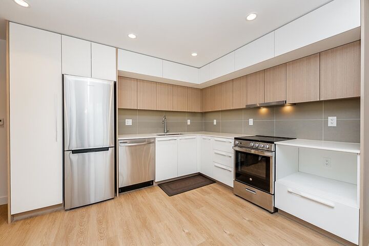 Property Photo: 9888 University Crescent 512 BC V5A 0G4