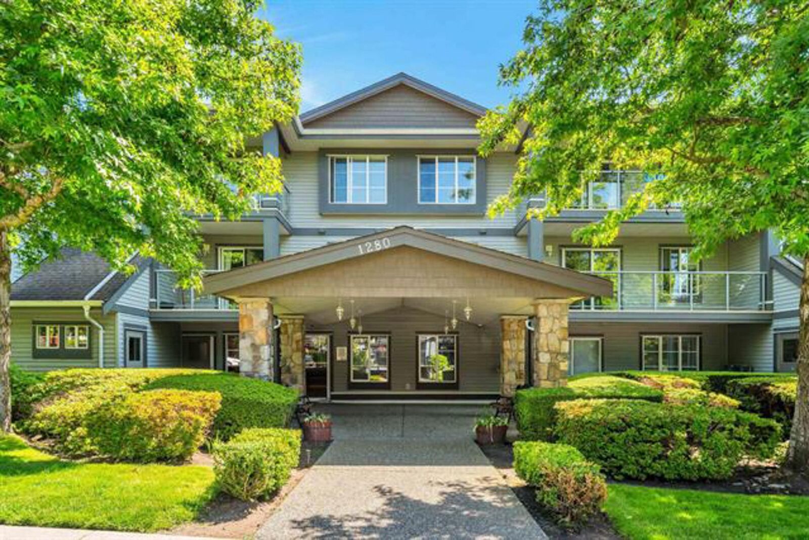 Property Photo: 1280 Merklin Street 203 BC V4B 4B9