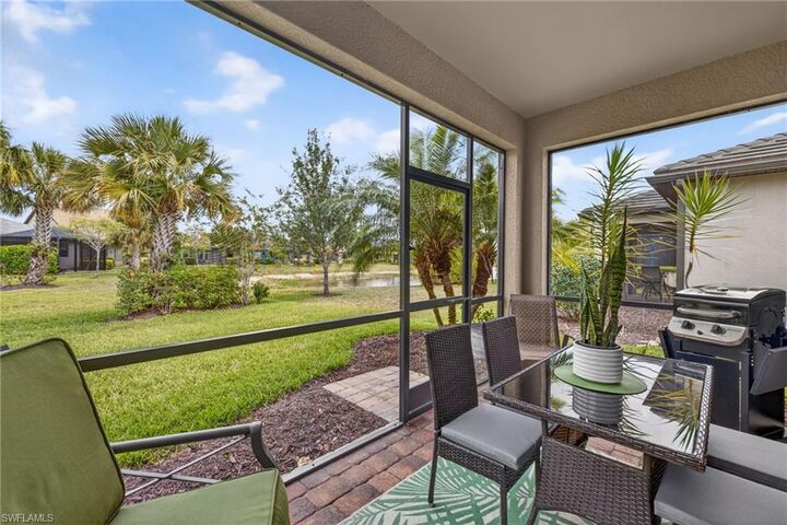 Property Photo:  10894 Glenhurst St  FL 33913 