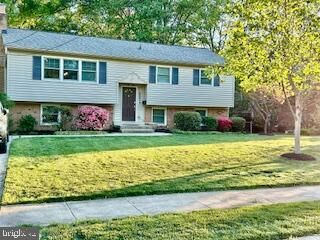 Property Photo:  2003 Rampart Drive  VA 22308 