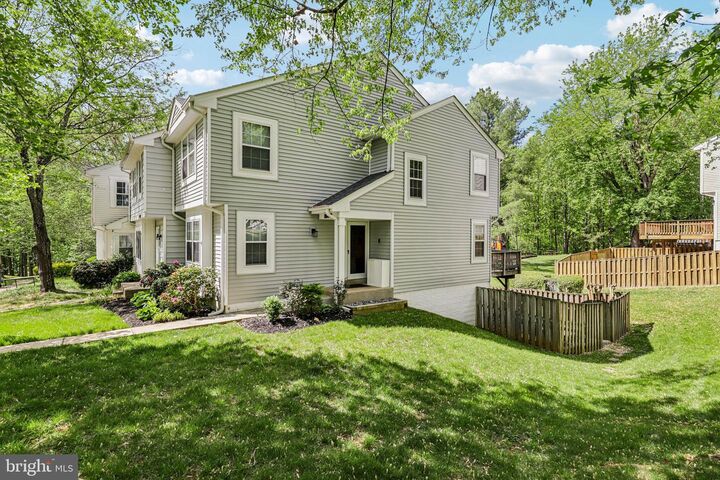 Property Photo:  15301 Waters Edge Court  VA 22025 