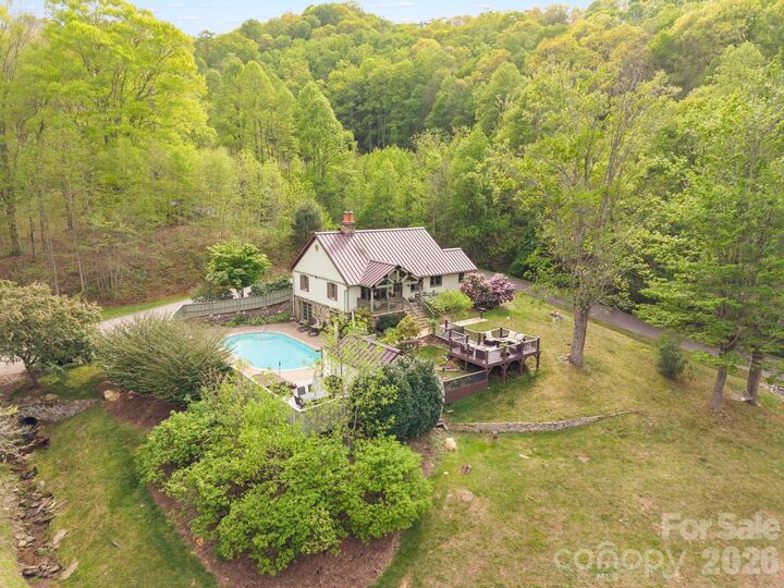Property Photo:  25 View Ridge Parkway  NC 28748 