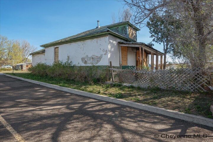 Property Photo:  1114 W 20th St  WY 82001 