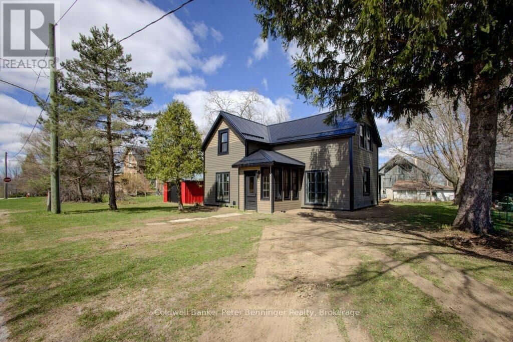 Property Photo:  250 Alma Street  ON N0G 2N0 