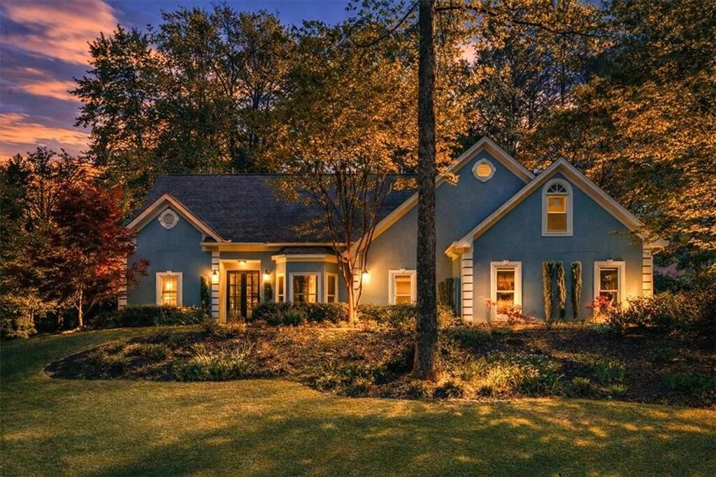 Property Photo:  6080 Lively Court  GA 30040 
