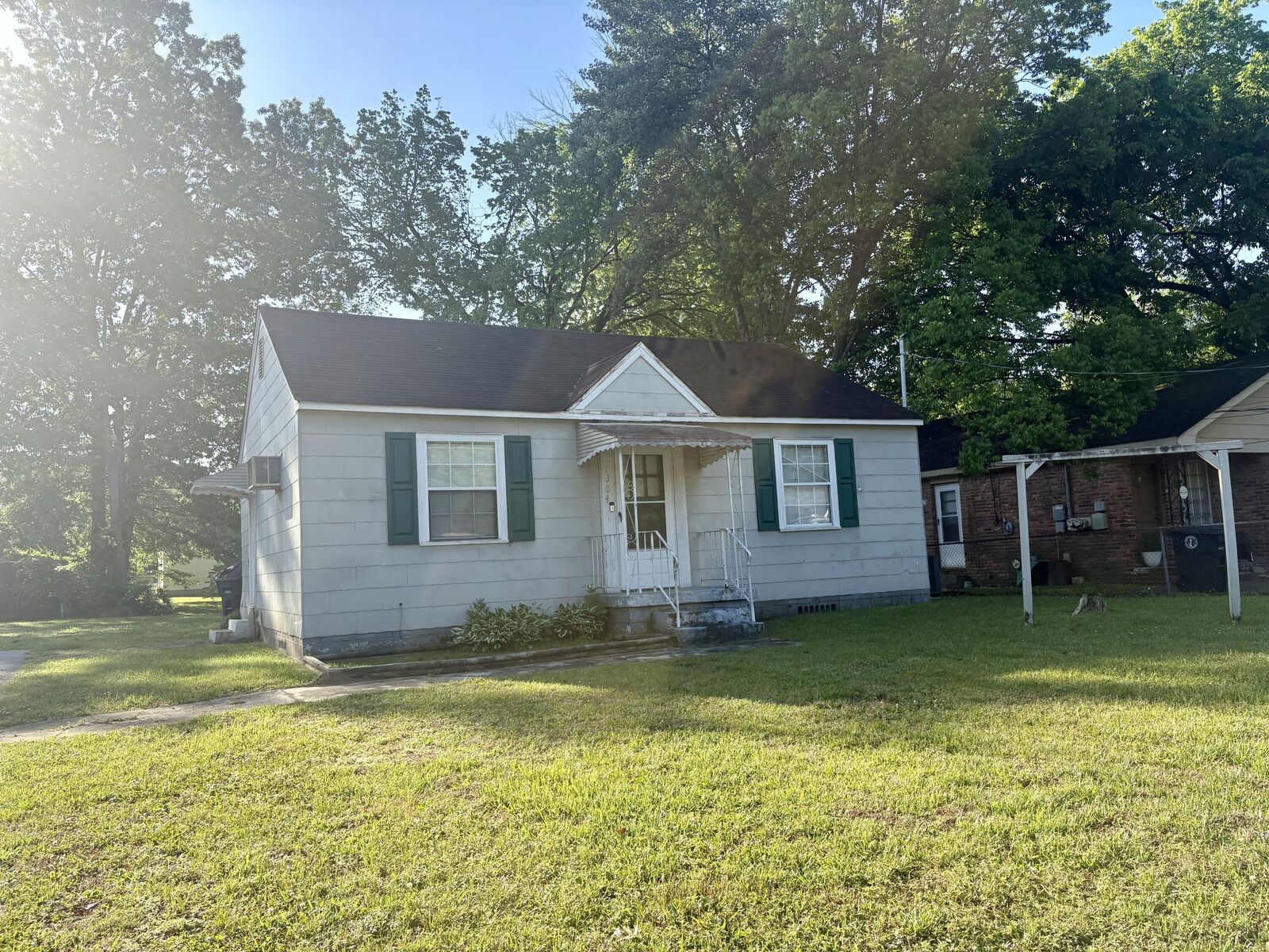 Property Photo:  1304 Sewanee Drive  TN 37412 