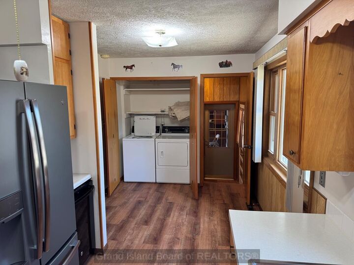 Property Photo:  412 H St  NE 68818 