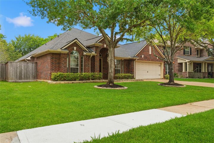 Property Photo:  8027 Spring Bluebonnet Drive  TX 77479 