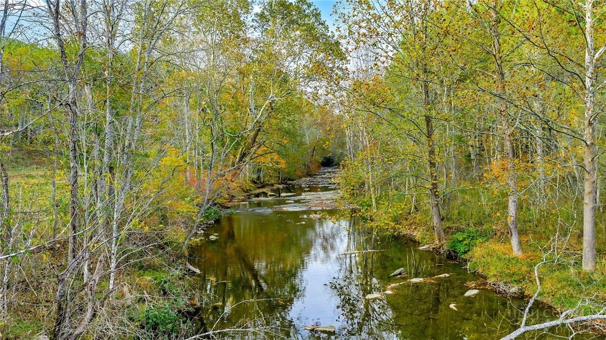 Property Photo:  886 Jefferson Highway  VA 24363 