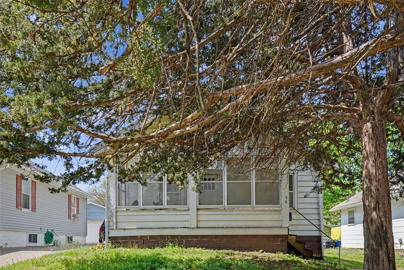 Property Photo:  3906 Cornell Street  IA 50313 
