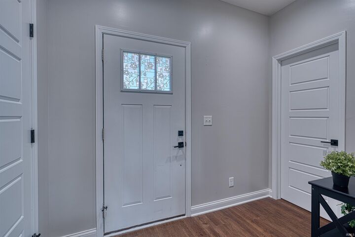 Property Photo:  5509 Camden Drive  IN 47630 