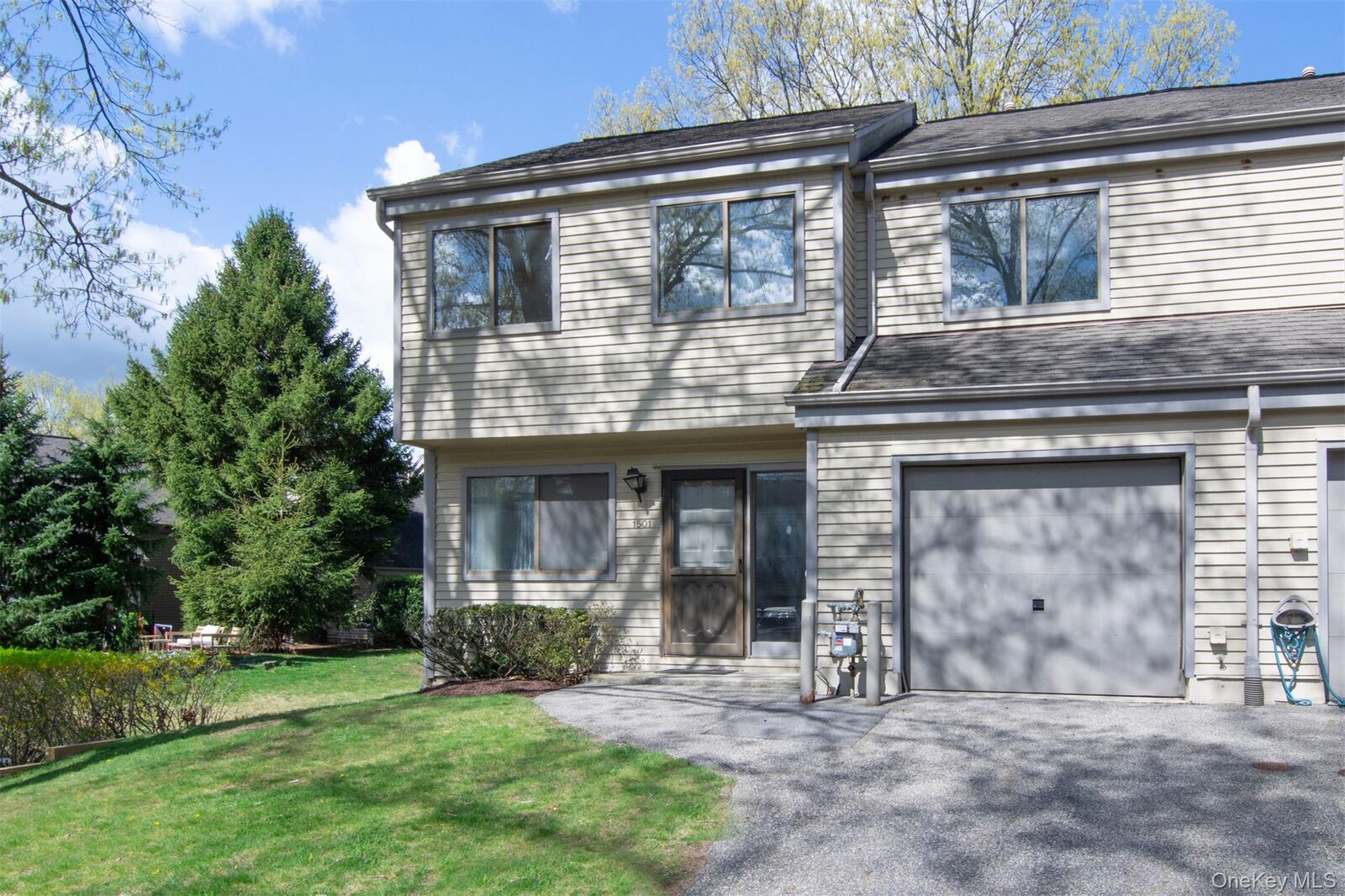Property Photo:  1501 Hunters Run  NY 10522 
