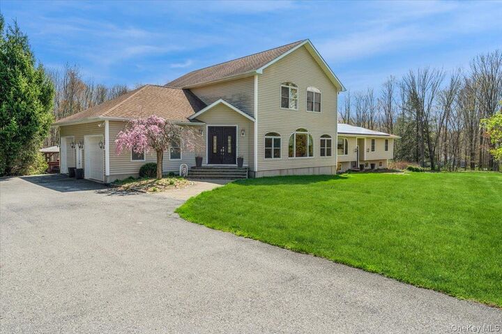 Property Photo:  244 S Smith Road  NY 12540 