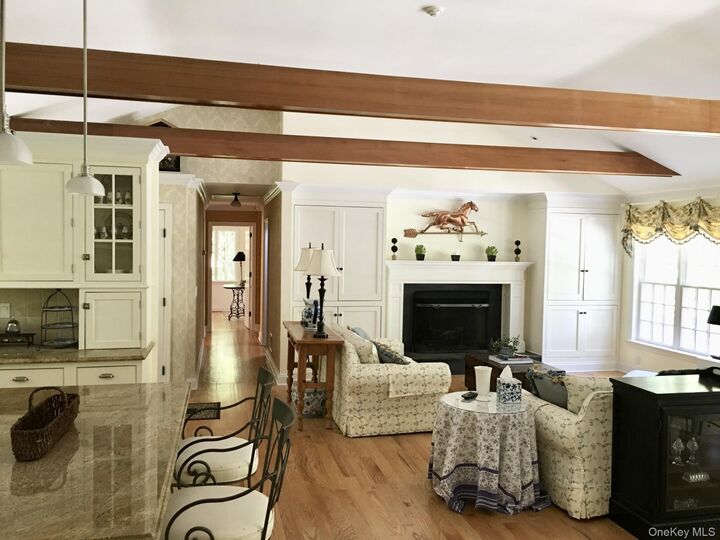 Property Photo:  9 Cedar Hill Lane  NY 10576 