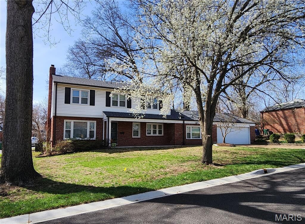 Property Photo: 801 Fairdale Avenue MO 63119