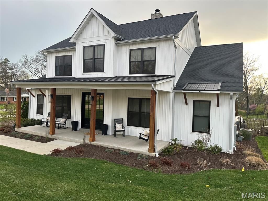 Property Photo:  1209 Lockett Lane  MO 63122 