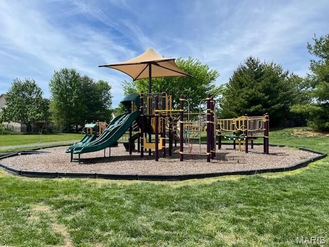 Property Photo:  841 Bassett Street  IL 62269 