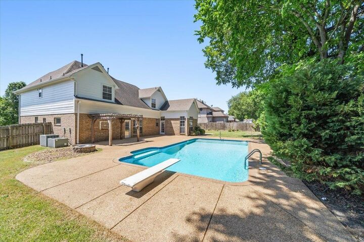 Property Photo: 12016 Cranston Dr TN 38002