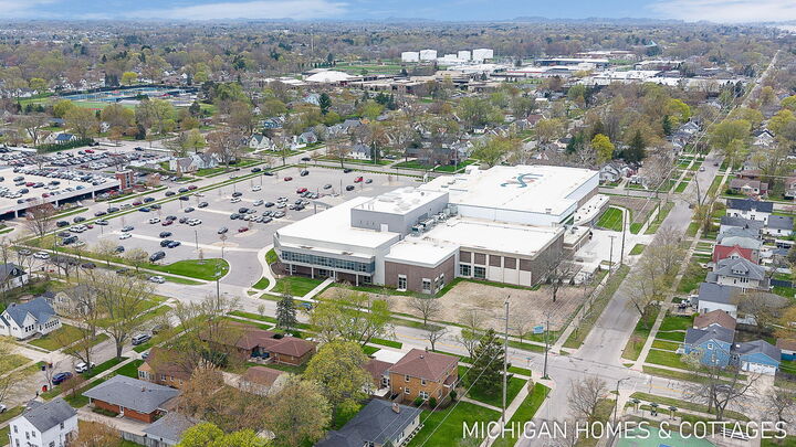 Property Photo:  142 W 22nd Street  MI 49423 