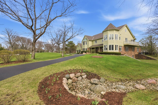 Property Photo:  4 Polo Drive  IL 60010 