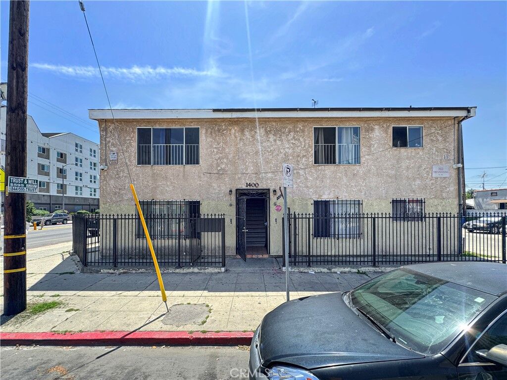 Property Photo:  1400 W 65th  CA 90047 