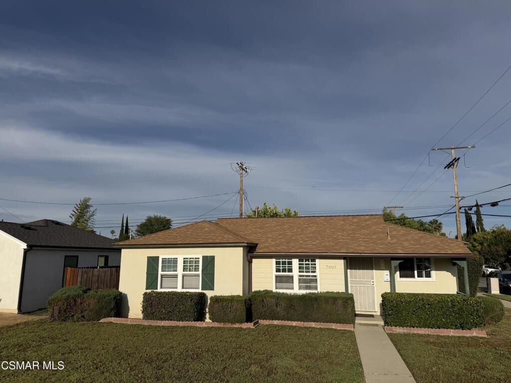 Property Photo:  7002 Aura Avenue  CA 91335 